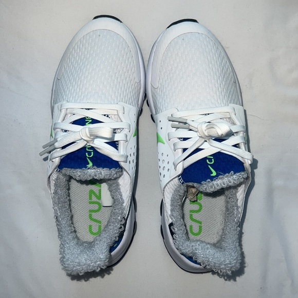 Nike sneakers. Cruz One. Size 6.5. - Picture 3 of 5